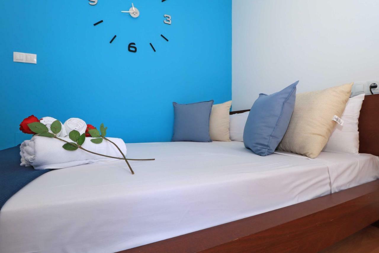 Del Parque Flats Estudio Lagunillas Málaga Eksteriør bilde